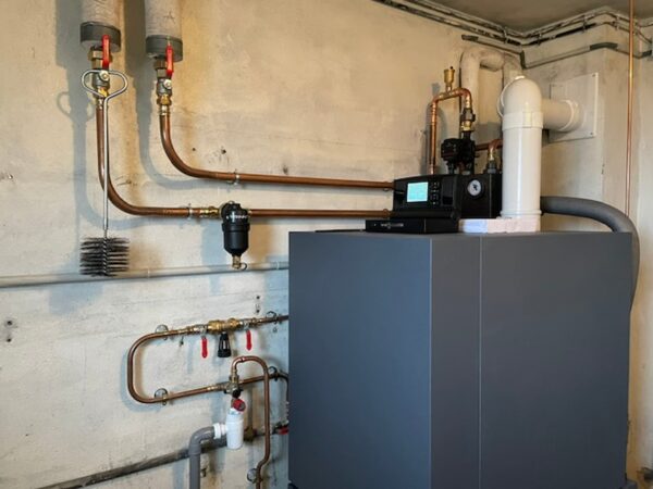 INSTALLATION_DEPANNAGE_CHAUFFAGE_PAC1 600X450 | Bregolin Mario Installation et dépannage de chauffage gaz, fioul et PAC sur les secteurs de Guebwiller et Mulhouse Mulhouse 4